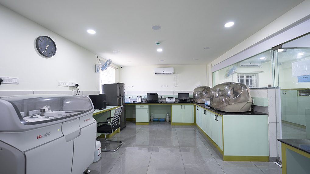 Raj Medicare laboratory – biochemistry analyser